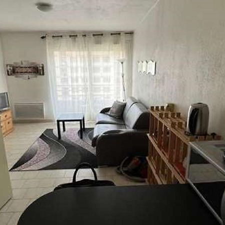 Appartamento Beau studio , ensoleillé, Wifi, etage 5 ascenceur Marsiglia Esterno foto